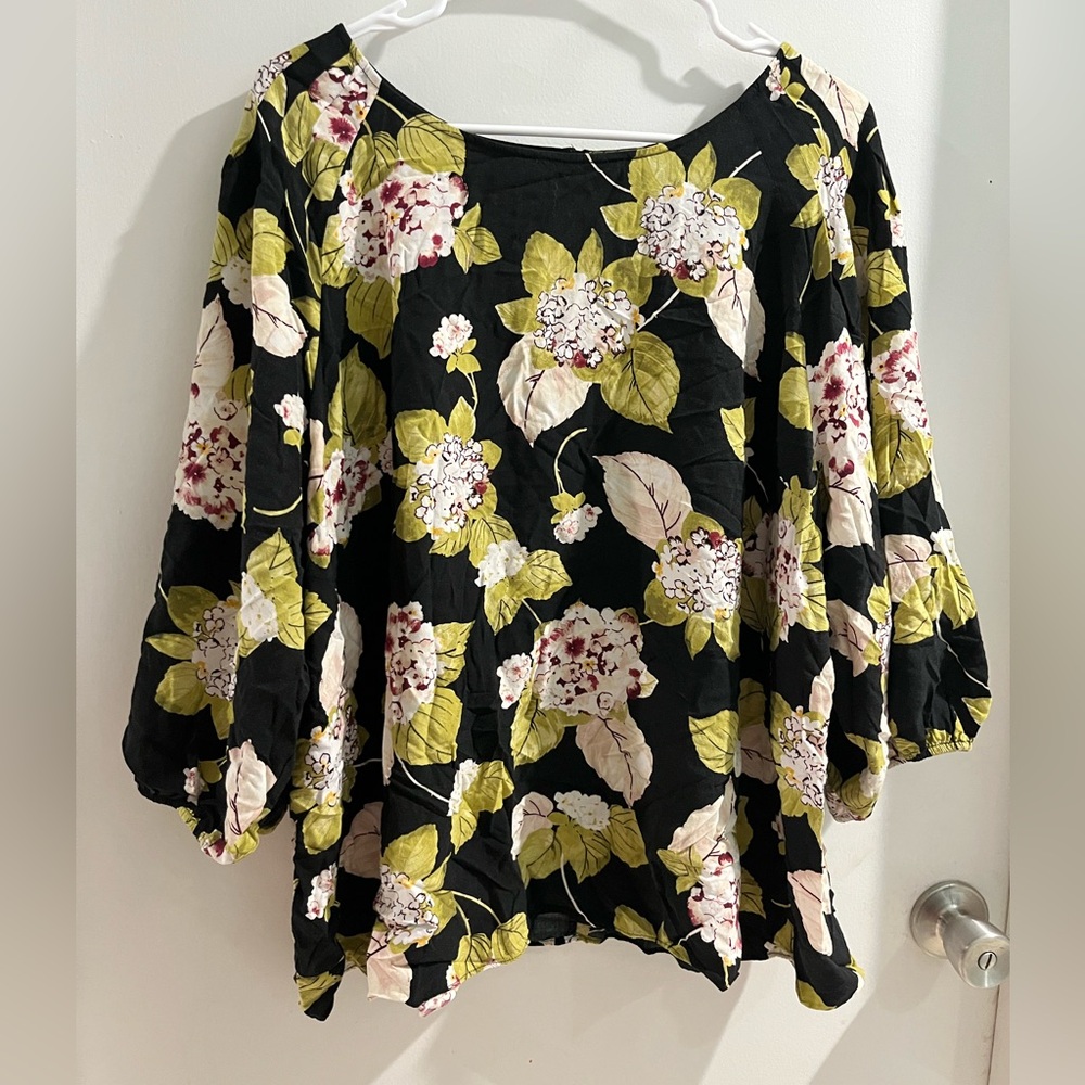 a.n.a Black Floral Blouse, size 2X